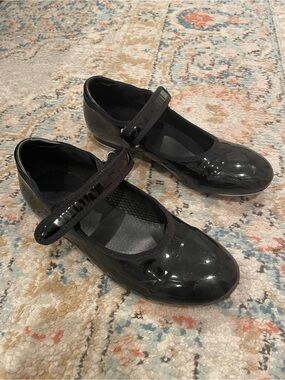 Patent Black Tap shoes with Strap size 1